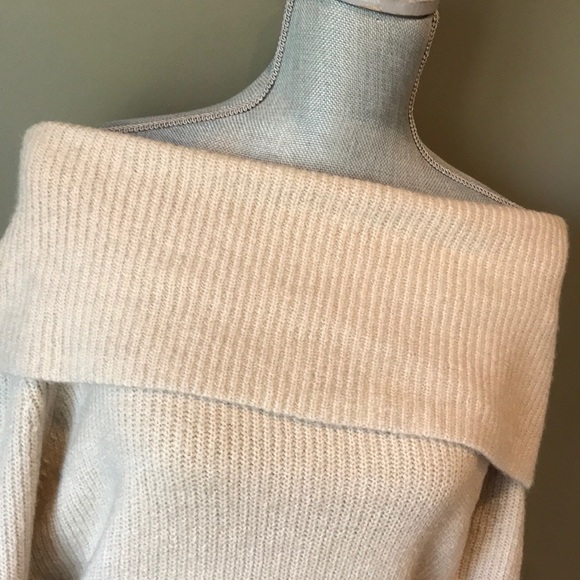 Sweater - Picture 2 of 3